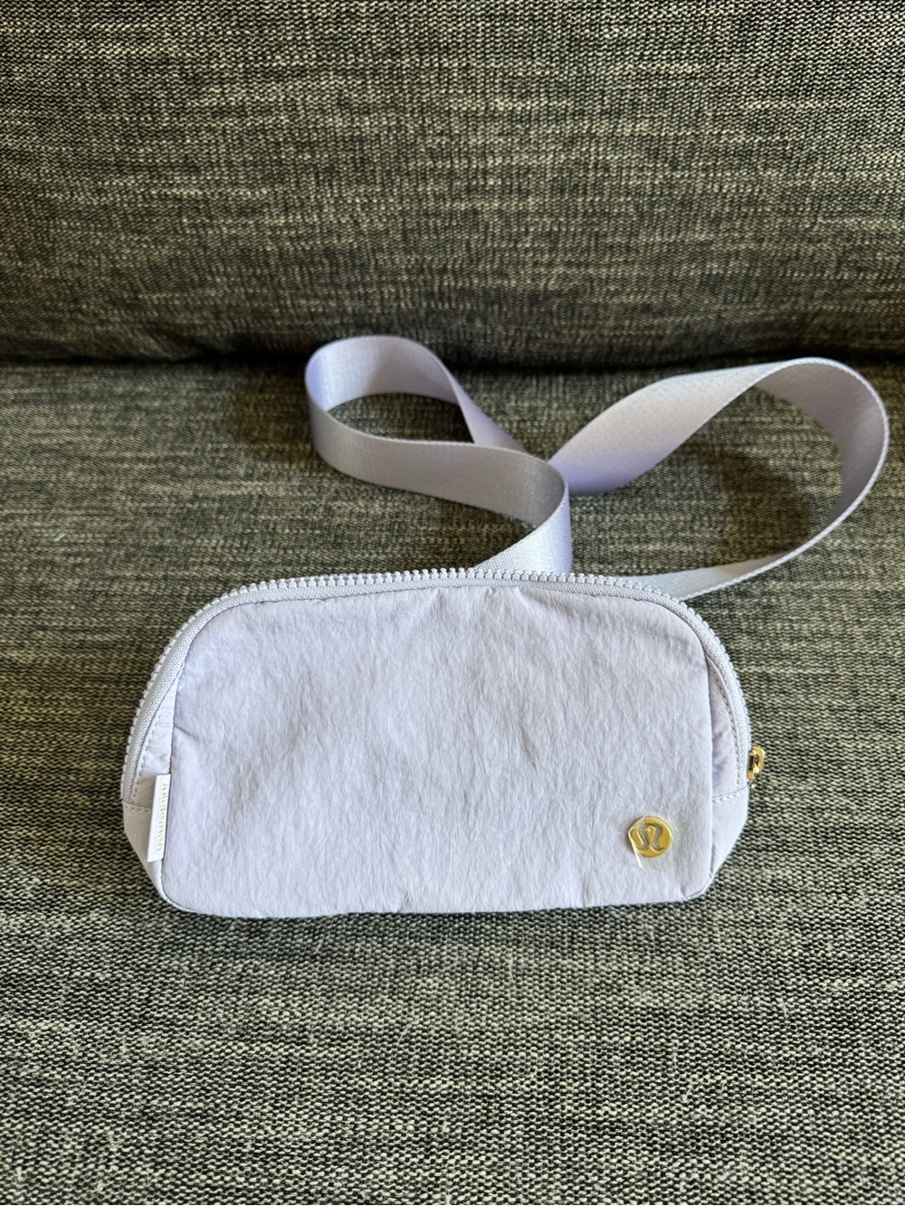 LULULEMON Crossbody Belt Bag 1L Lavender Frost Gold Hardware